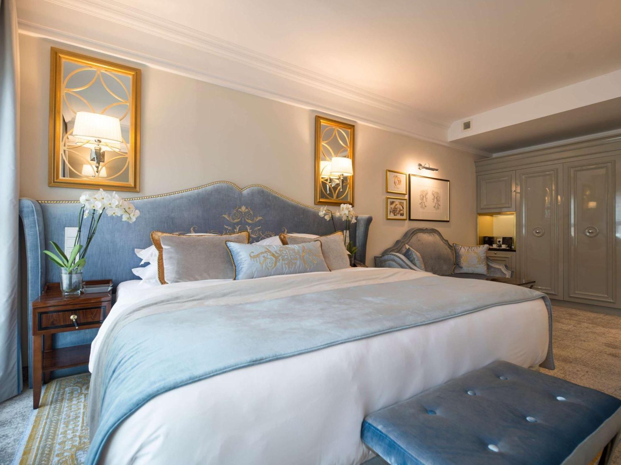 Bachleda Luxury Hotel Krakow Mgallery Hotel Collection Cracóvia Exterior foto A bedroom at the hotel